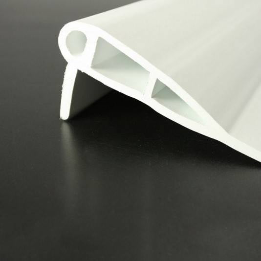 Wilks PVC Steigerprofiel 1543 – Steiger Stootrand – UV-Bestendig – Soepel Profiel – 2,3 of 4 meter – Wit, navy of zwart